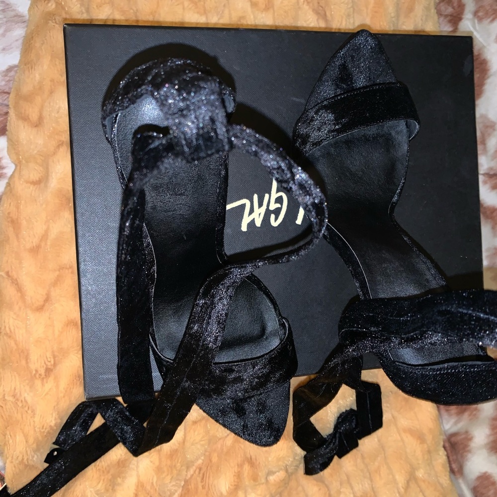 Black velvet heels